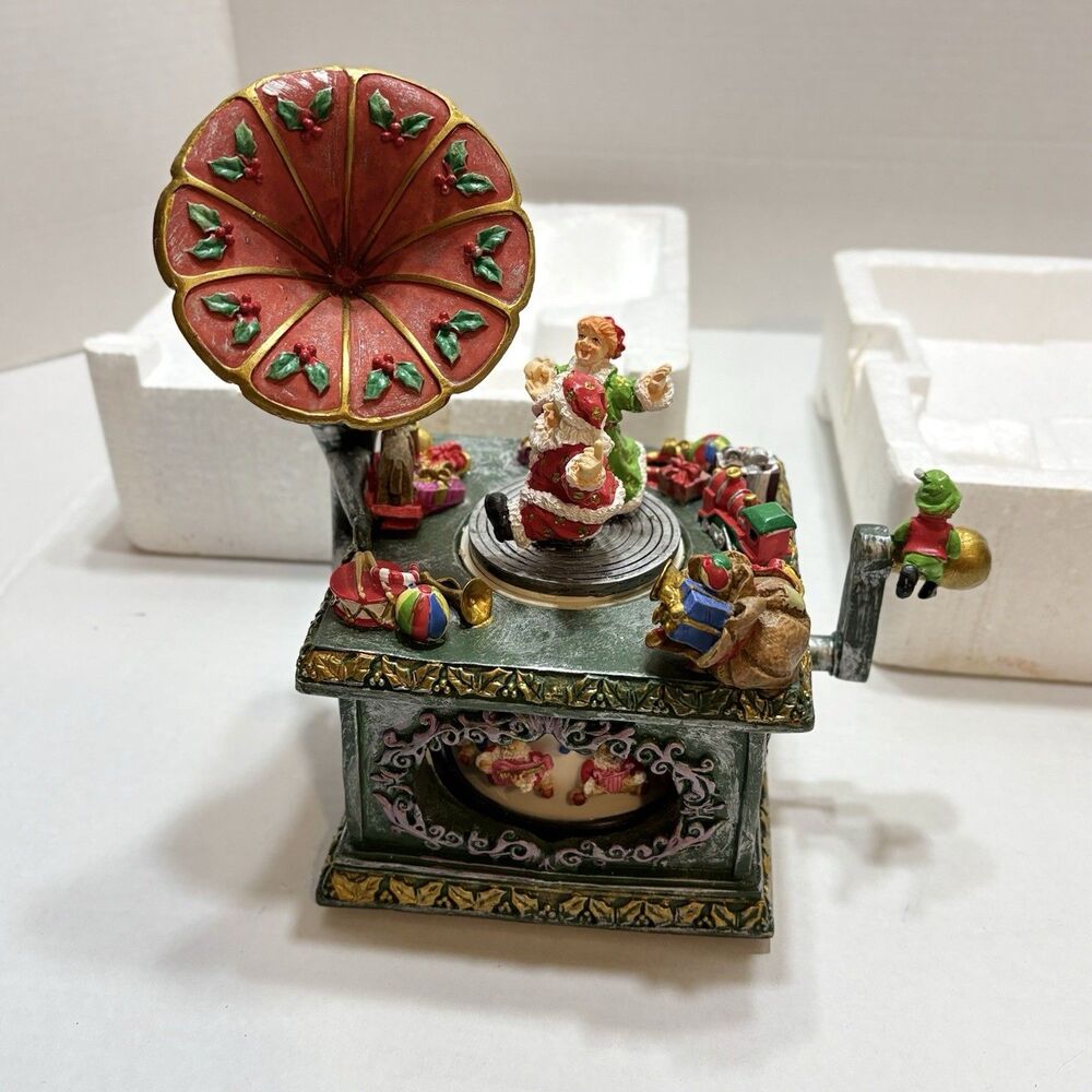 Christmas Gramophone Music Box Santa & Mrs Claus Rotating Jingle Bell Rock
